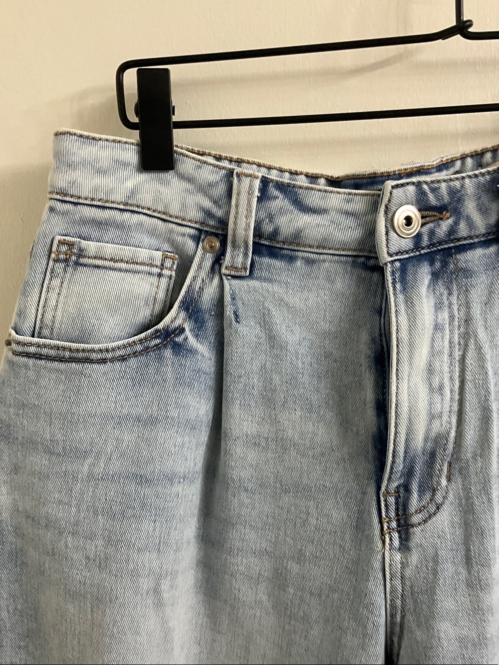 Jeans Subcategory Identification - Picture 4 of 7